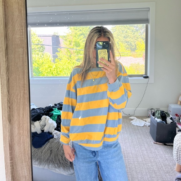 Tops - Cutest oversized t Shirt/ sweatshirt